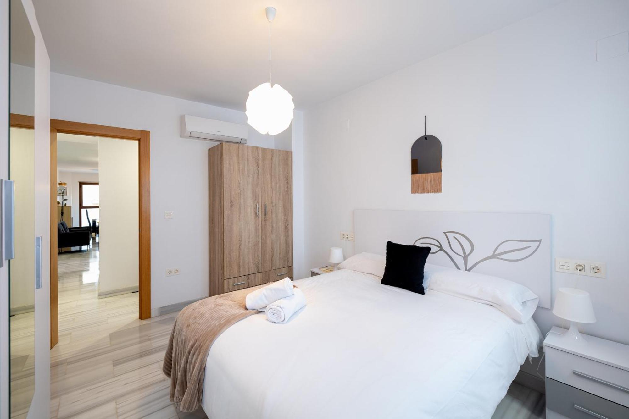 3 Bedroom Elegant & Cozy City Centre Granada Ngoại thất bức ảnh
